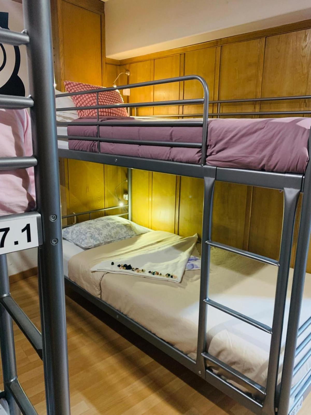 Corujinha Hostel Lisbon Exterior photo